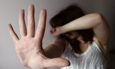 Alcool, stupefacenti e sesso: 24 minorenni denunciati, per violenza sessuale e per divulgazione di video pedopornografici