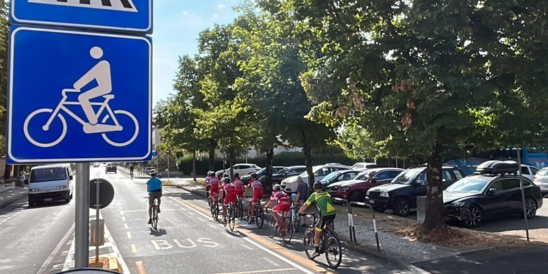 Borgo San Lorenzo riceve il prestigioso riconoscimento “Bandiera Gialla” dei Comuni Ciclabili per la promozione della mobilità sostenibile