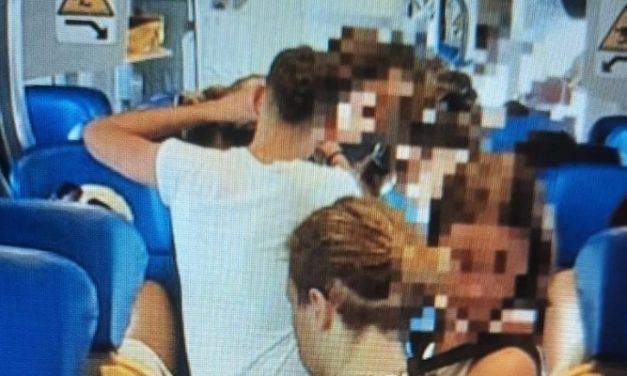 Treni di rientro dal mare stipati all’inverosimile. Giannelli (Anci Toscana): “Trenitalia incapace di gestire i maggiori afflussi. E la regione Toscana tace.”