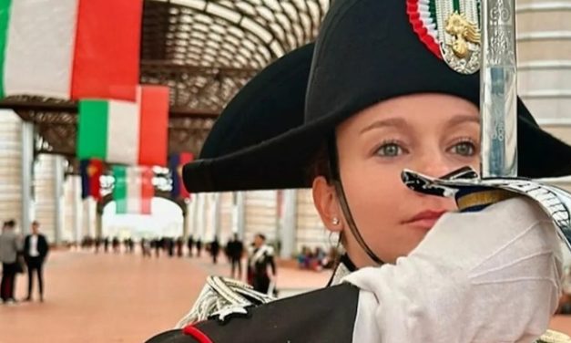 Complimenti al nuovo Maresciallo Elena Andreotti