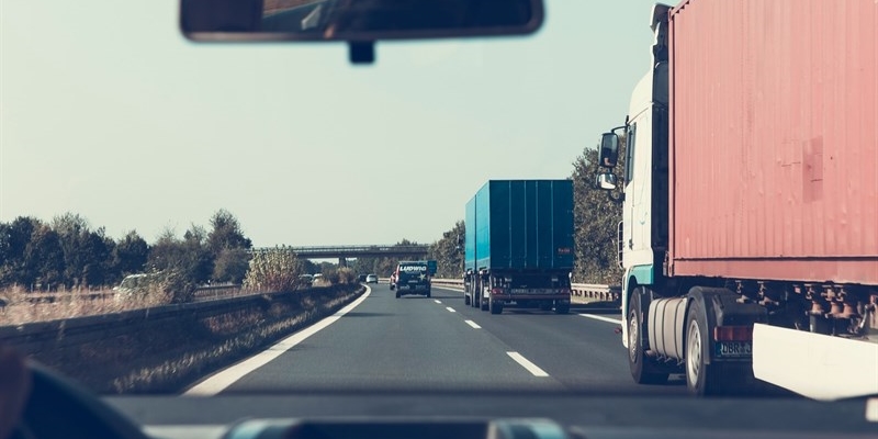 Il 10% dei camionisti guida sotto l’effetto di stupefacenti