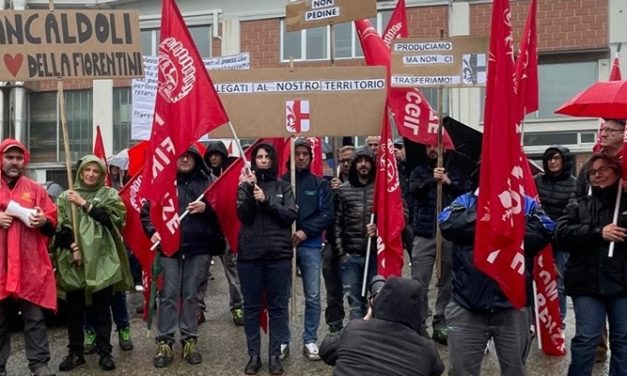 Manifestazione dei dipendenti Fiorentini. Presenti anche i rappresentanti della lista civica Bene Comune