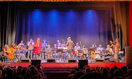 Eccezionale L’Orchestra Multietnica di Arezzo con Modena City Ramblers