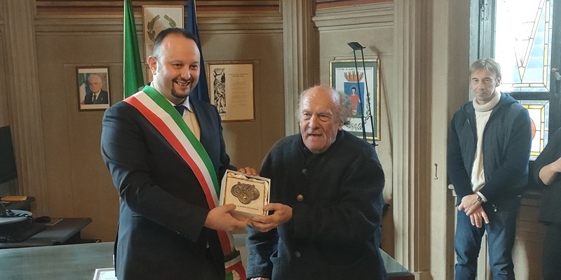 Lo Scarabeo d’Oro consegnato a Vieri Chini