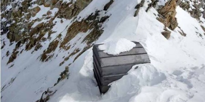 Un pezzo di Firenze sulle Alpi. La storia del bivacco fiorentino salvato