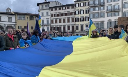 Firenze commemora l’eroismo Ucraino nel giorno dell’invasione