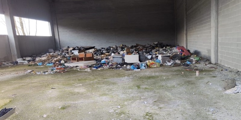 L’Inarrestabile Crescita della Discarica Abusiva a Barberino. Reportage fotografico