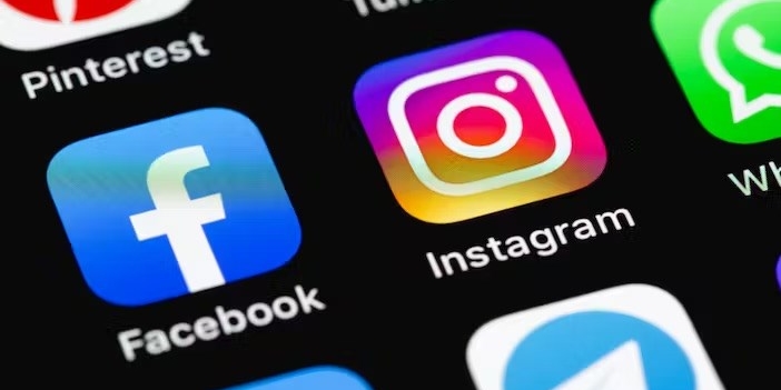 Facebook e Istagram out !