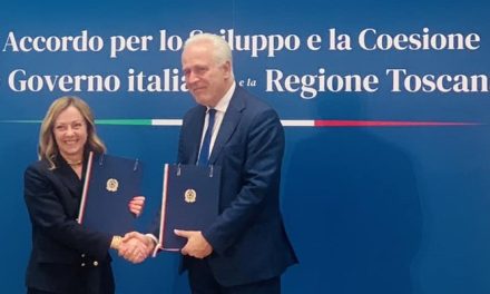 Giorgia Meloni a Firenze sigla un importante accordo per lo sviluppo del territorio