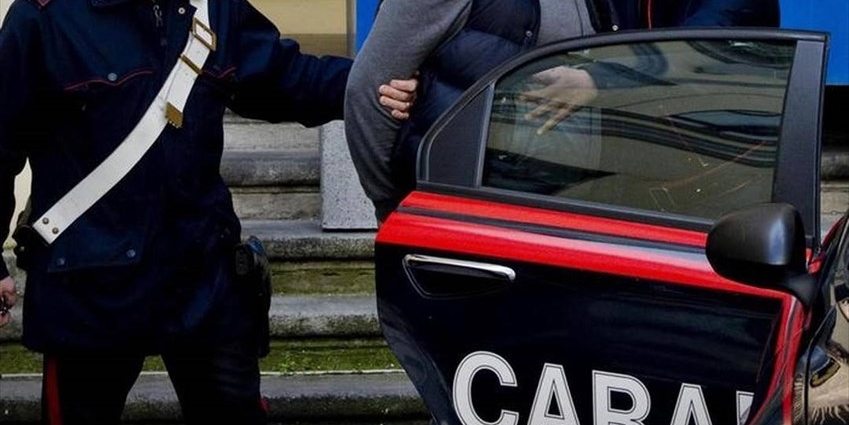 Arresto per violenza e danneggiamento a Borgo San Lorenzo