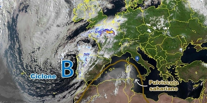 Meteo. Fenomeno della polvere Sahariana, cieli giallognoli e piogge intense