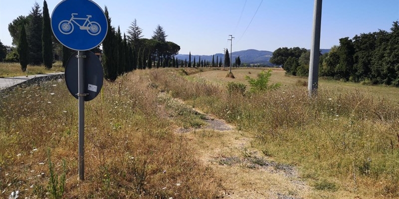 Degrado della pista ciclabile a Galliano. La denuncia del coordinamento centro destra per Barberino