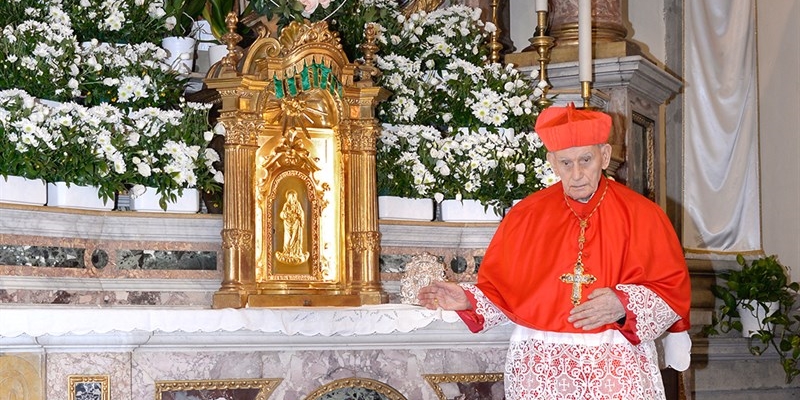 Il Cardinale Simoni in preghiera al Santuario di Boccadirio e non mancherà alla Messa sul Monte Gazzaro