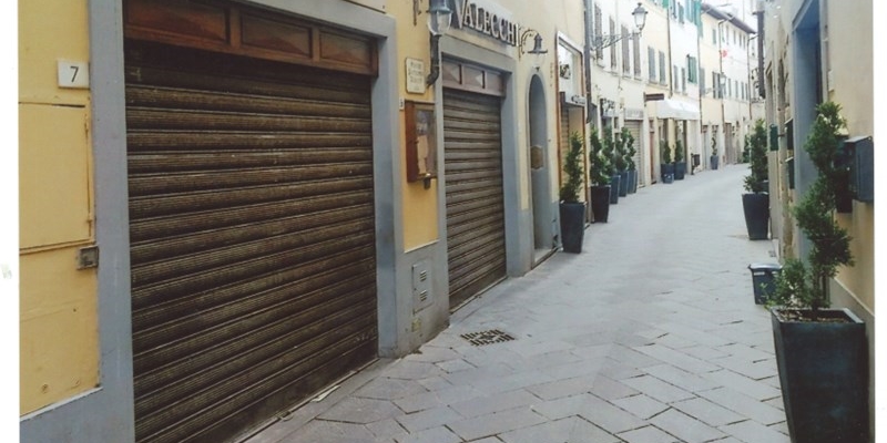 Rinviata ancora una volta la cena bianca per beneficenza