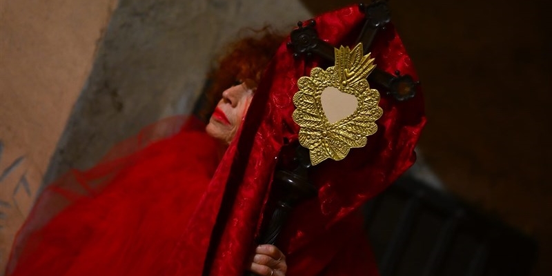 Borgo San Lorenzo, grande successo per la “Passeggiata nel borgo dei misteri”: le foto della serata