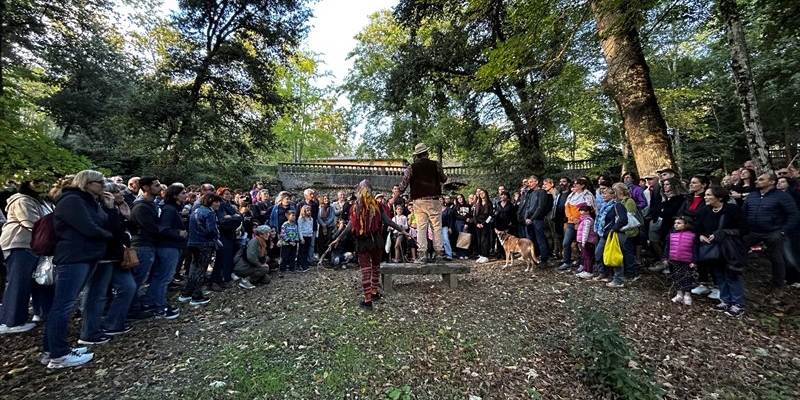 Successo per “Apparizioni nel parco” – Passeggiata teatrale in 12 scene nella magia del Parco di Pratolino