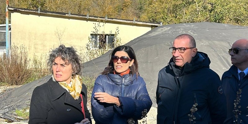 Ex cava di Paterno, tutto pronto per la bonifica e messa in sicurezza dell’area: stamani il sopralluogo della Regione e del commissario Generale Vadalà