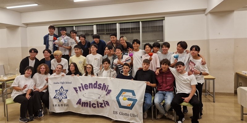 Scambio culturale tra il Giotto Ulivi e Azabu High School. Un ponte tra Italia e Giappone