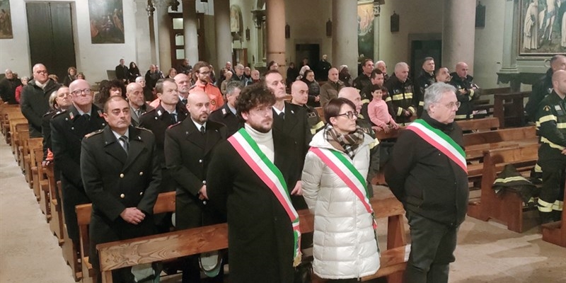 Celebrazione di Santa Barbara. Omaggio ai vigili del fuoco nella pieve di San Lorenzo