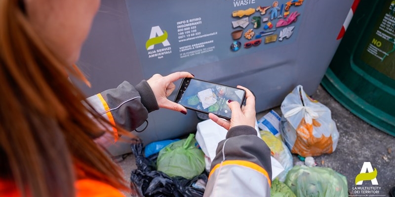 Igiene urbana, l’App per smartphone di Alia adesso accessibile anche per gli utenti dei Comuni ex AER: come scaricarla e a cosa serve