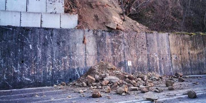 Messa in sicurezza della SP34 “di Rosano” a Vallina, ancora lavori. Chiude totalmente al transito: ecco quando in programma