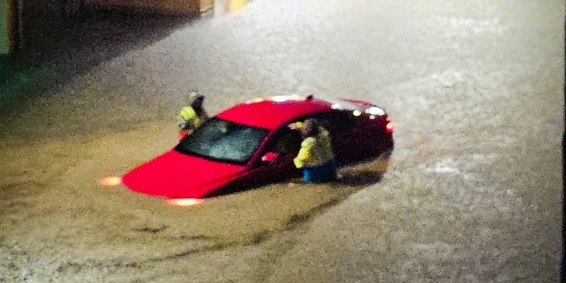 Nubifragi sulla costa toscana. Danni a Talamone e notte drammatica sull’isola d’Elba – FOTO