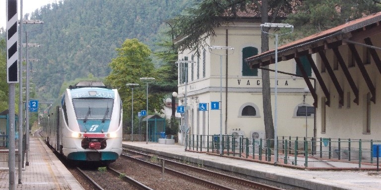 Maltempo in Toscana: interrotta la circolazione ferroviaria tra Firenze e Faenza