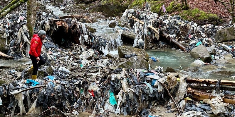 ARPAT, arrivano i primi esiti dell’analisi delle acque del torrente Rovigo: “Non evidenti impatti peggiorativi”. In corso le analisi di ulteriori prelievi