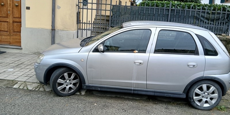 Lettere in redazione. Scarperia, cittadini esasperati dai vandalismi notturni. “Le istituzioni ci ignorano”