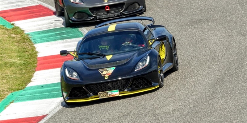 Lotus al Mugello: 37 piloti in pista per il terzo round del CLI Trophy 2025
