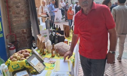 Coldiretti porta “stop cibo falso” al Mugello. Firme eccellenti per la trasparenza alimentare