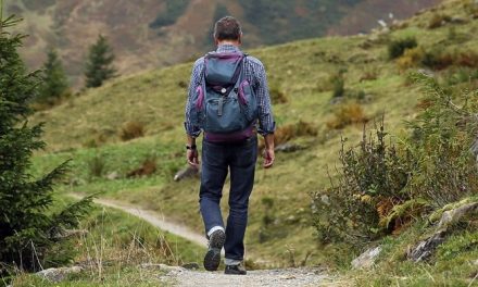 Dal Mugello alla Via degli Dei: un viaggio tra i sentieri e l’anima nato a Scarperia da due scrittori emergenti