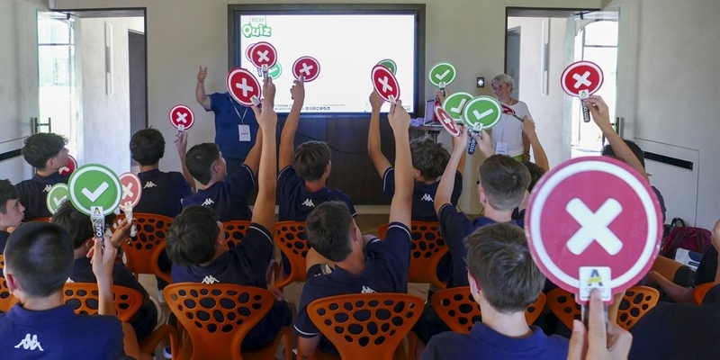 Plures Alia porta la sostenibilità tra i giovani. Oltre 18mila studenti coinvolti e nuove tappe in arrivo