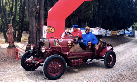 Tradizionale raduno d’auto d’epoca al Castellotto di Villanova