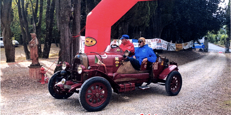 Tradizionale raduno d’auto d’epoca al Castellotto di Villanova
