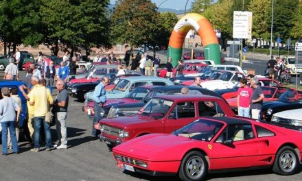 Auto d’epoca in parata. Dal giro turistico del mugello alla piazza dei Vicari