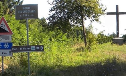 Monte Beccugiano celebra i 25 anni della croce monumentale tra memoria, fede e comunità