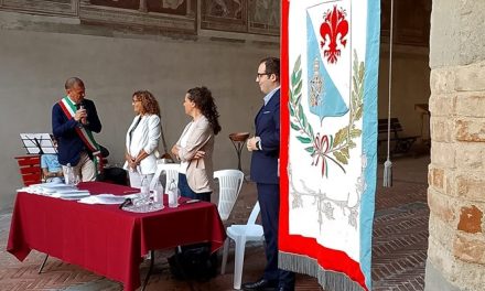 Scarperia e San Piero. Consegna della costituzione ai neo-diciottenni e promozione della donazione del sangue
