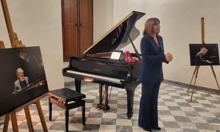 Emozione e musica alla prima edizione del premio Pape Gurioli