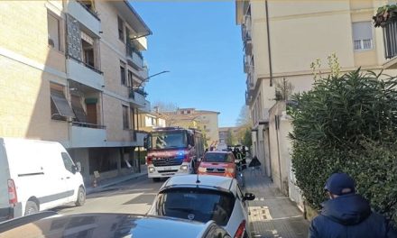 Perdita di gas in via Galilei a Borgo San Lorenzo: strada chiusa e intervento dei Vigili del Fuoco