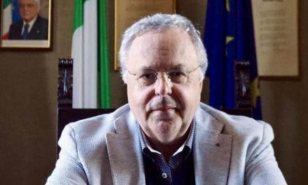 Sosta gratuita di 15 minuti negli stalli Blu. Al via la sperimentazione per sostenere il commercio locale