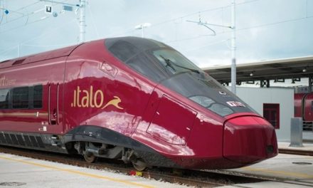 Tragedia sui binari a Firenze Rifredi: persona investita, alta velocità nel caos